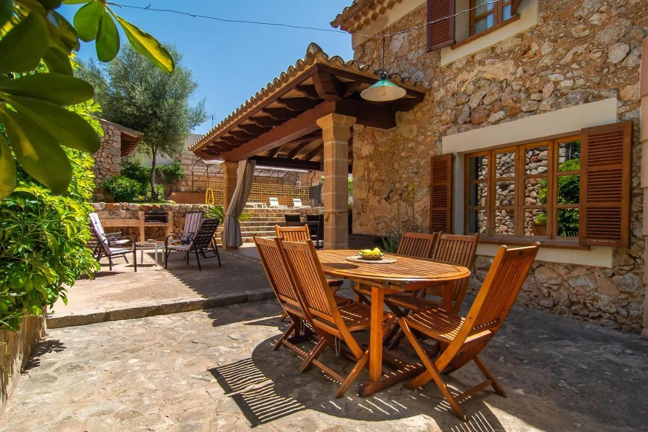 Holiday home Fabulous Rural House With Views To The Mountains With Swimming Pool Villa Caimari