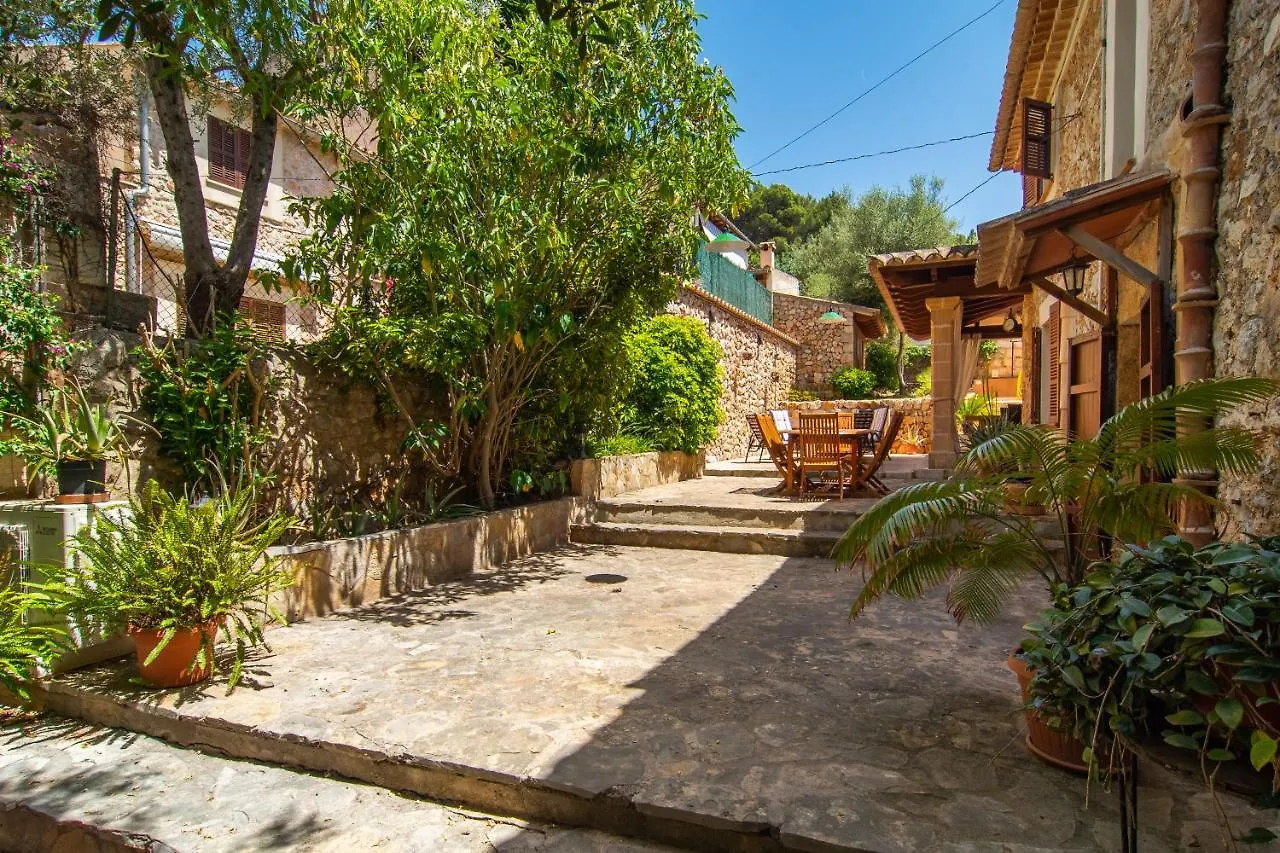 Holiday home Fabulous Rural House With Views To The Mountains With Swimming Pool Villa Caimari Spain