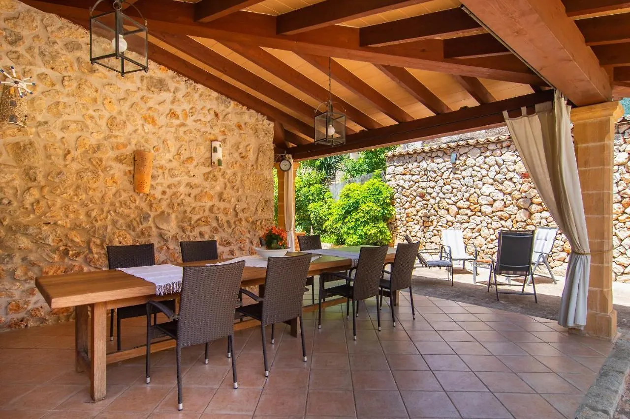 Ferienhaus Villa Fabulous Rural House With Views To The Mountains With Swimming Pool Caimari