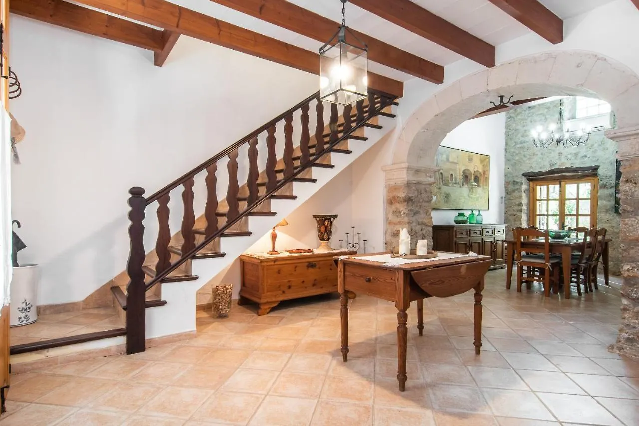 Villa Fabulous Rural House With Views To The Mountains With Swimming Pool Caimari