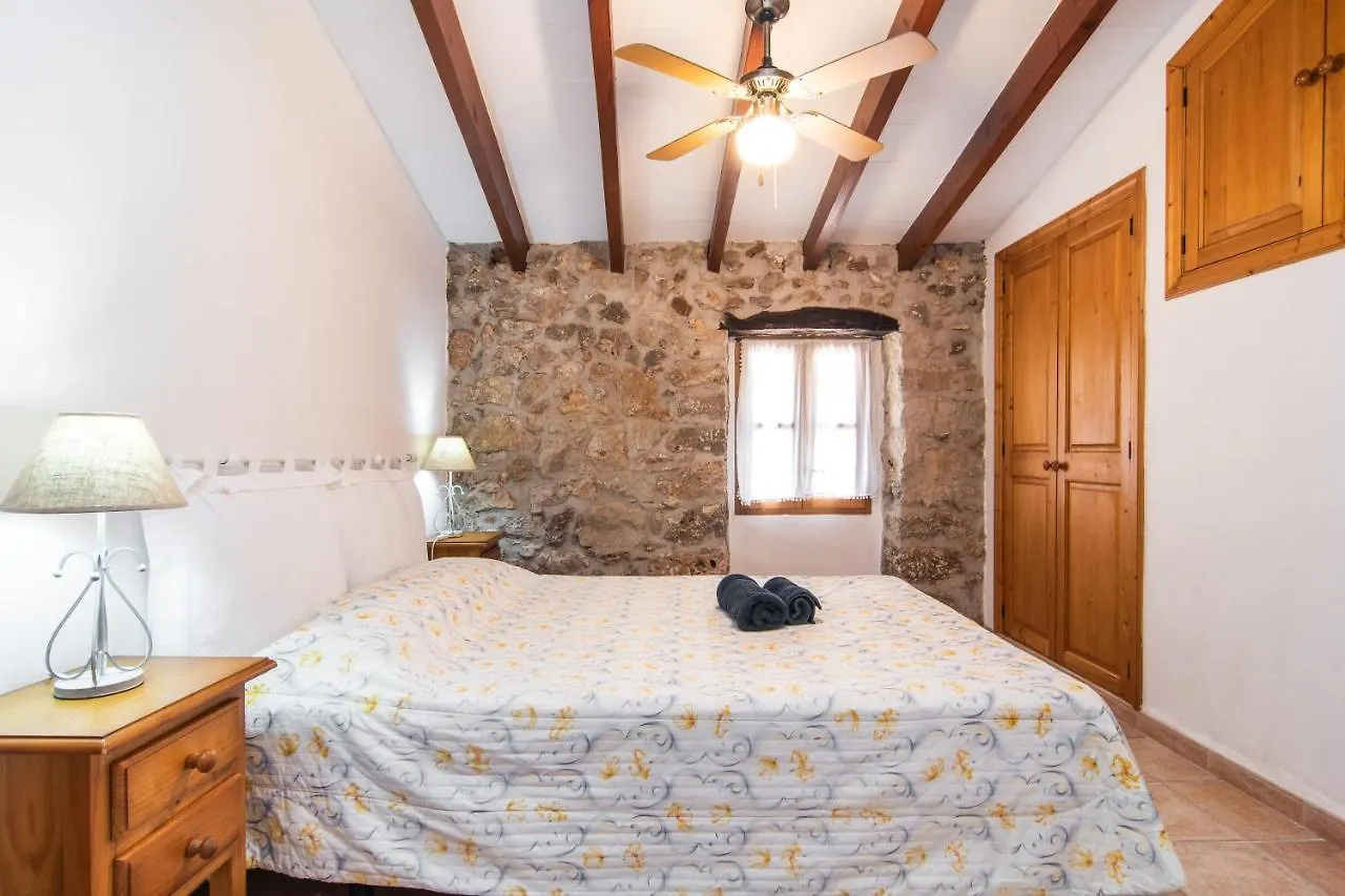 Villa Fabulous Rural House With Views To The Mountains With Swimming Pool Caimari Spanien